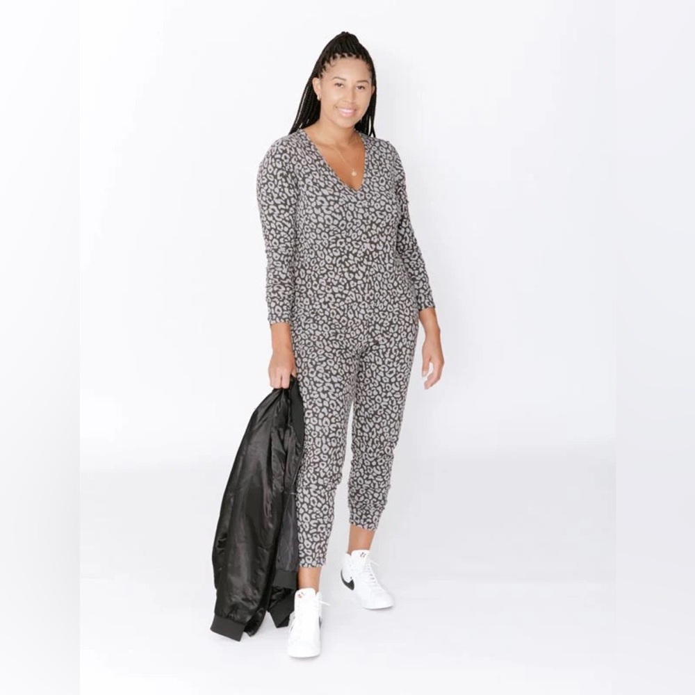 Smash + Tess Lola leopard 🐆 Friday romper vguc